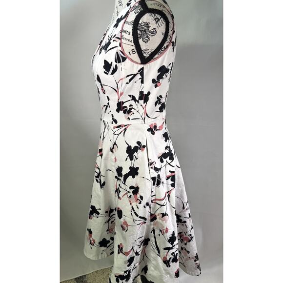 White House Black Market Cotton Floral Print Fit and Flare Dress Size 0 - Picture 3 of 7